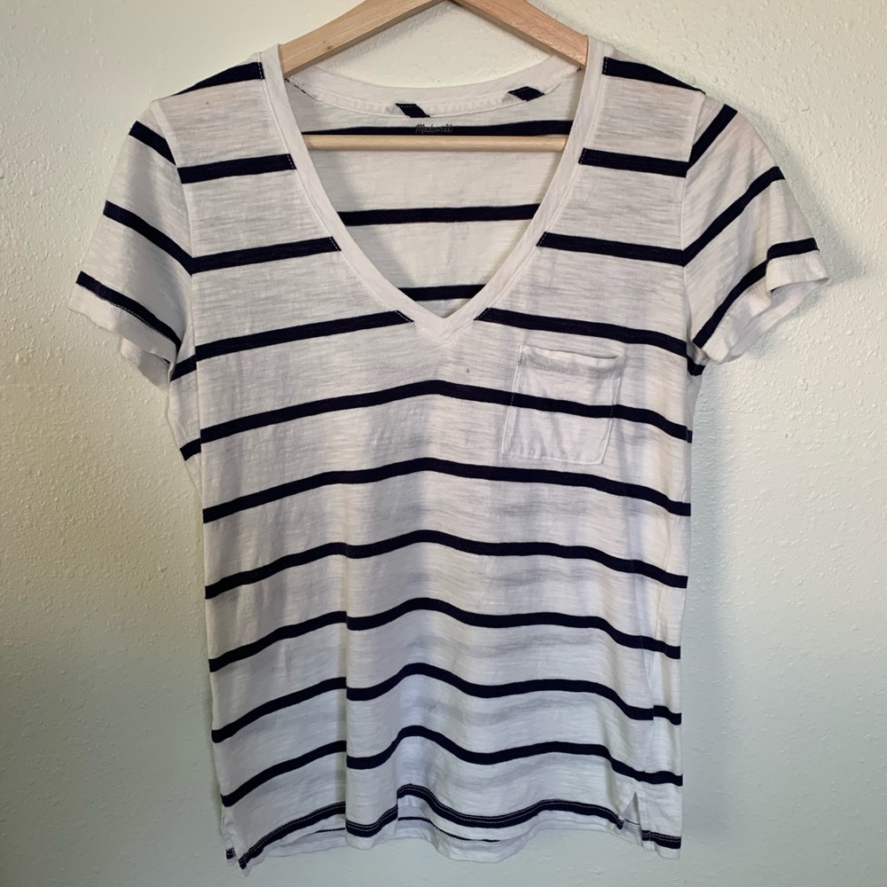 Madewell v-neck pocket tee